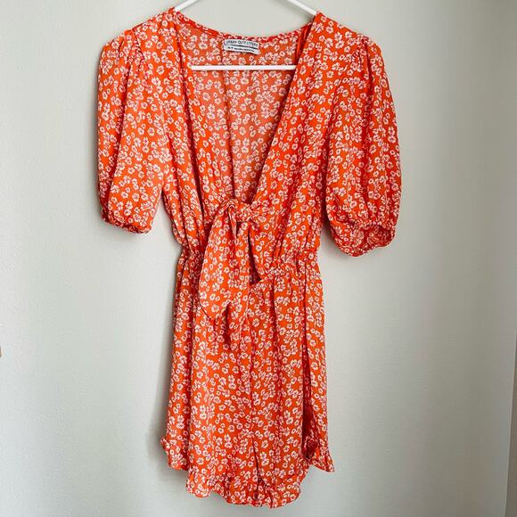 Urban Outfitters Taylor Floral Orange Tie Front Romper (XS) - Picture 1 of 10